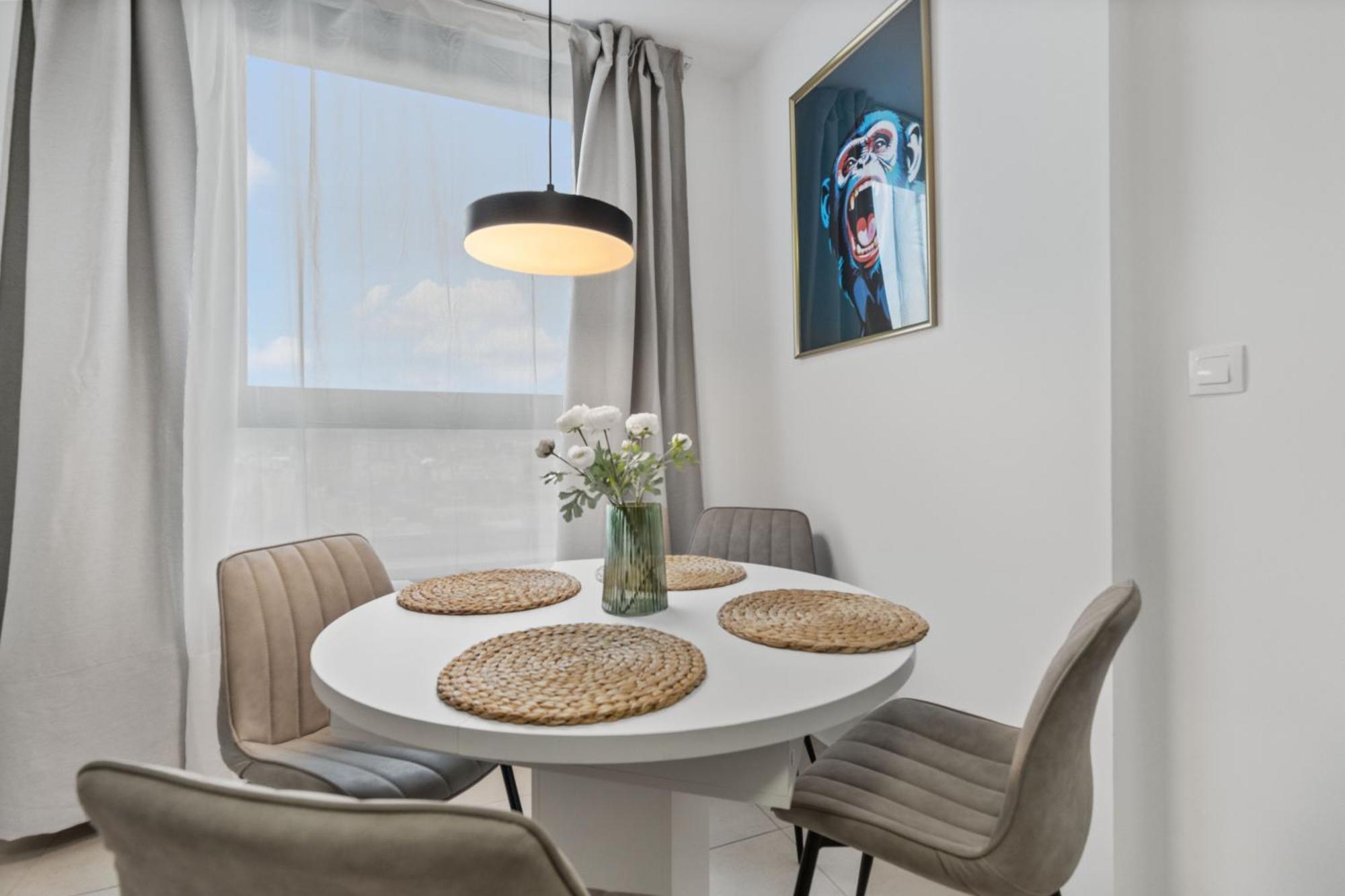 Lam Jungle - Sky View 21 Floor - Free Parking Apartment Bratislava